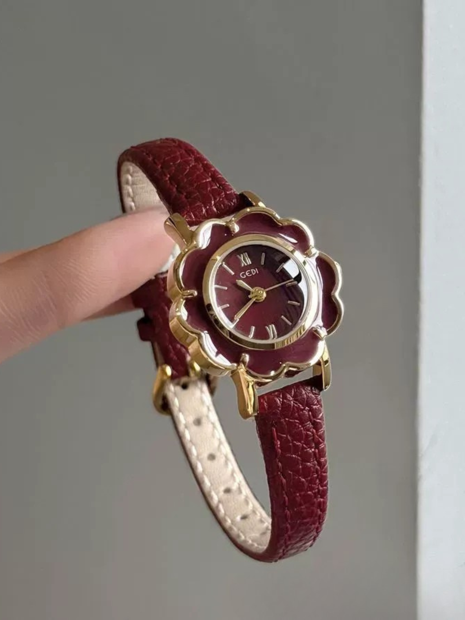 Jhene Flower Dial Leather Watch