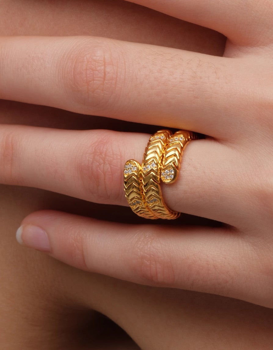 Elara Chevron Gold Pleated Ring