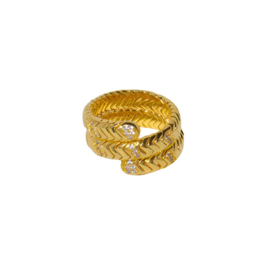 Elara Chevron Gold Pleated Ring