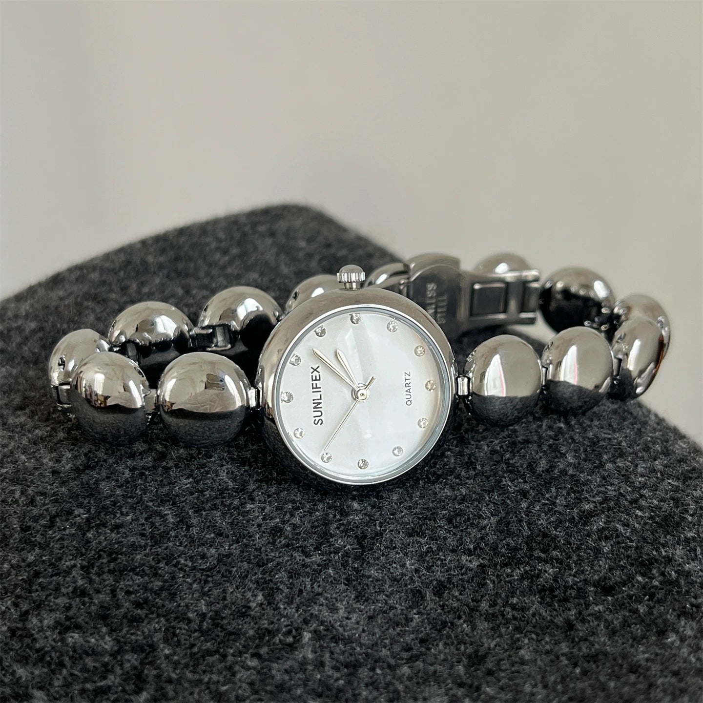 Small Dial Gold Bead Bracelet Watch - Silver Band with White Dial [DYMRMSJ2]