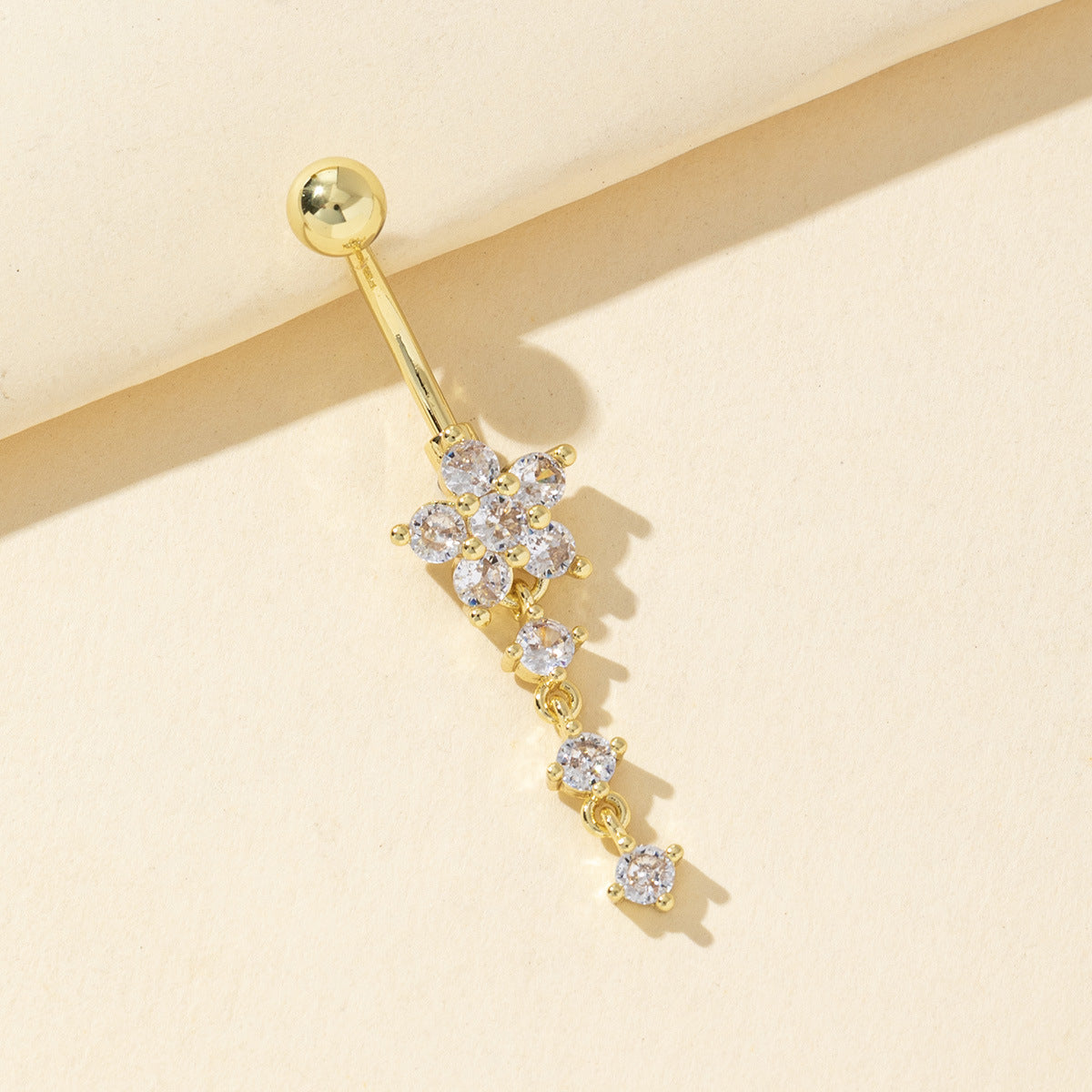 Tennessee Crystal Heart Navel Ring - Gold [SU9Z99W1]