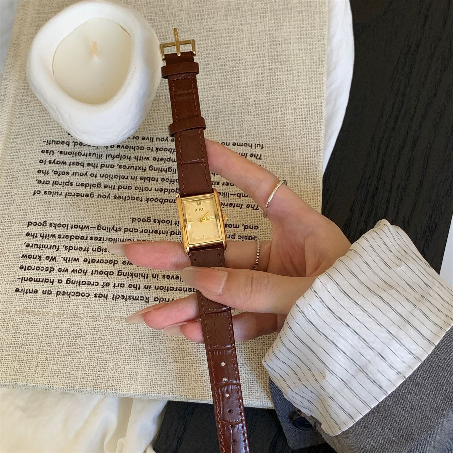 Ivyonna Rectangular Leather Watch - Coffee Strap Gold Frame Gold Face [D5PHXZ46]