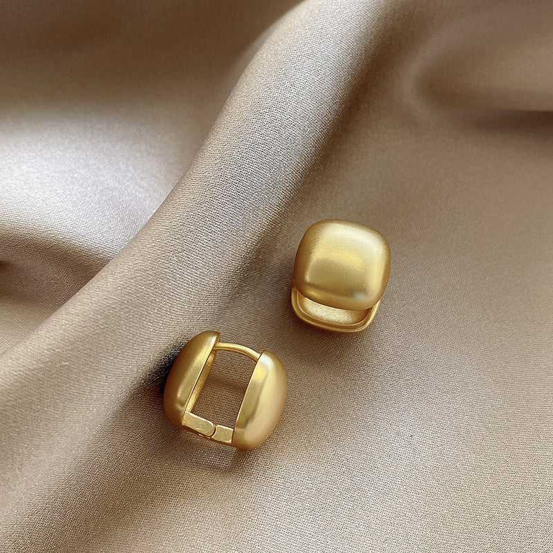 Sanai Matte Square Hoops - Gold [DQCLNILR]