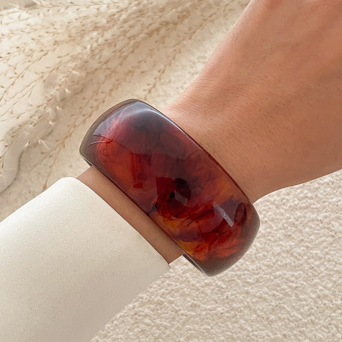 Adira Swirl Resin Bracelet - Coffee Brown [91YSY9O5]