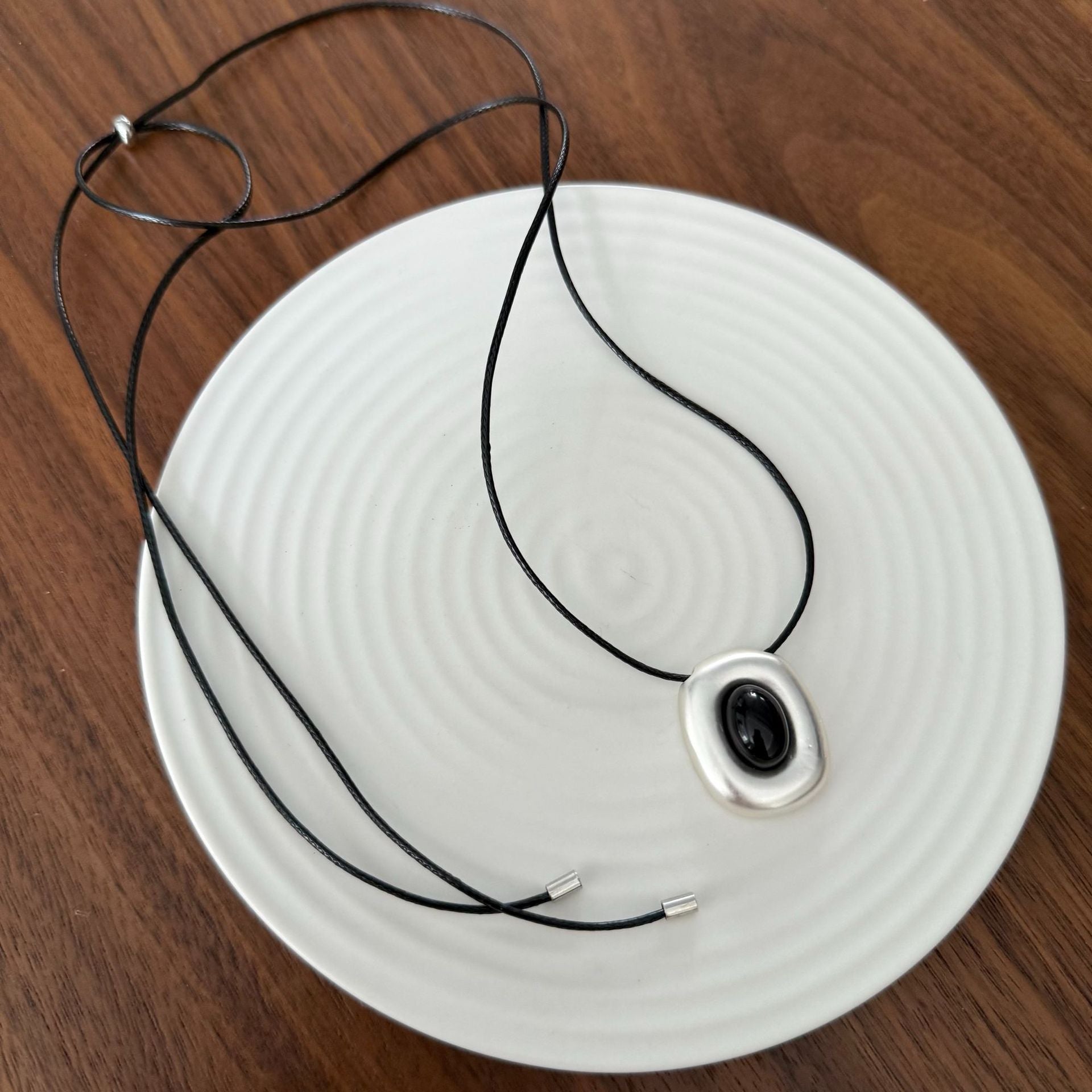 Alisson Infinite Bead Necklace - Black Cord Adjustable Silver Pendant Necklace [CQBL3P7X]