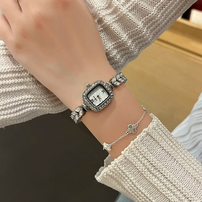 Square Dial Bracelet Watch - Small Silver Tassel [7OHDMJAW]