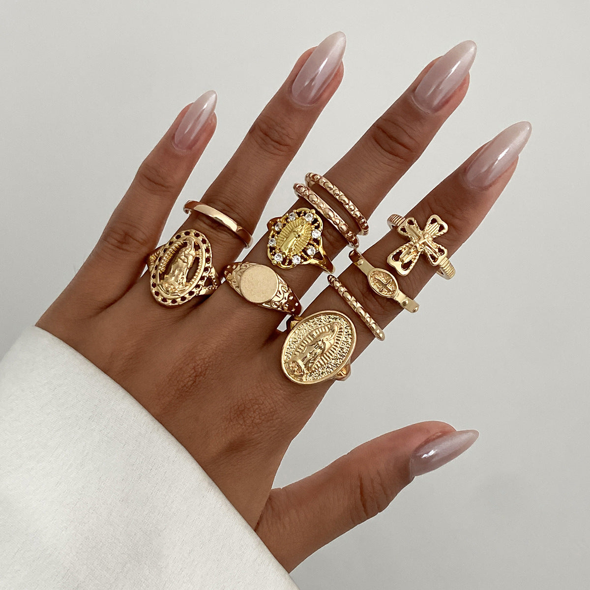 Lea Crown Cross Ring Set - Gold 10-Piece Set [64MB73FJ]