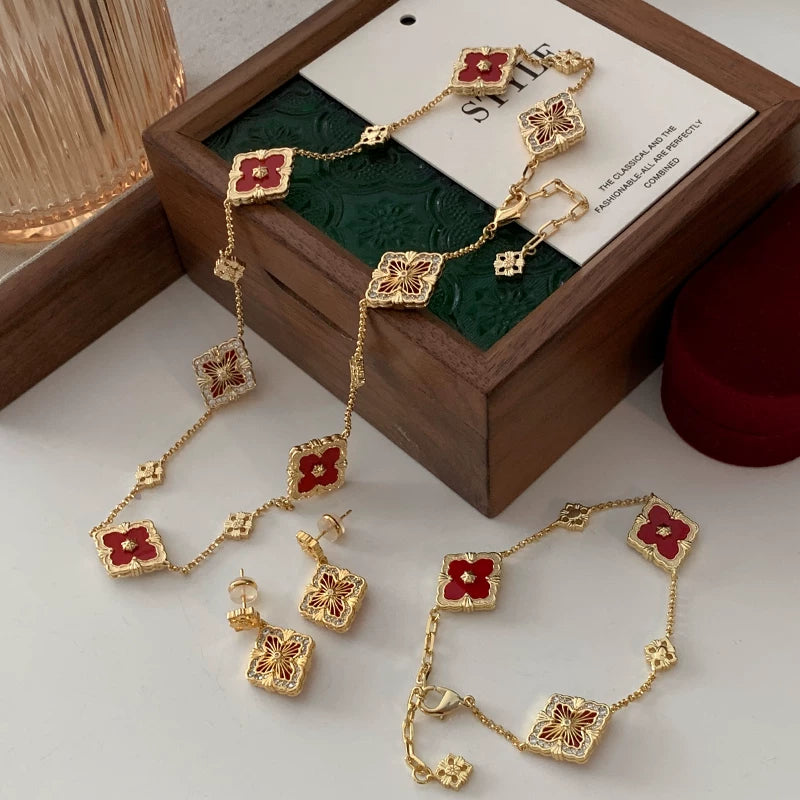 Four-Leaf Flower Pendant Necklace - Red Carved Three-Piece Set [H47PQO7U]