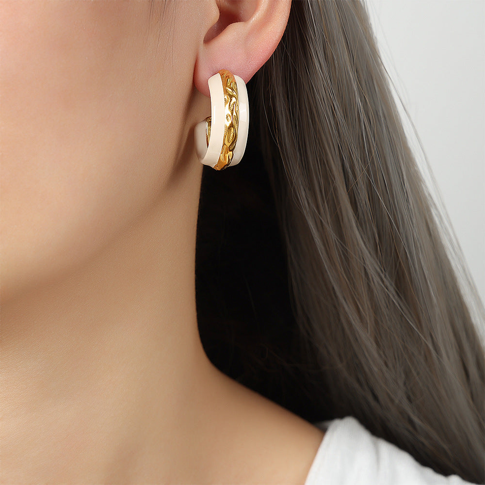 Louella Glazed Hammered C-Hoop Earrings - White Glaze Earrings [8UAM3Y52]