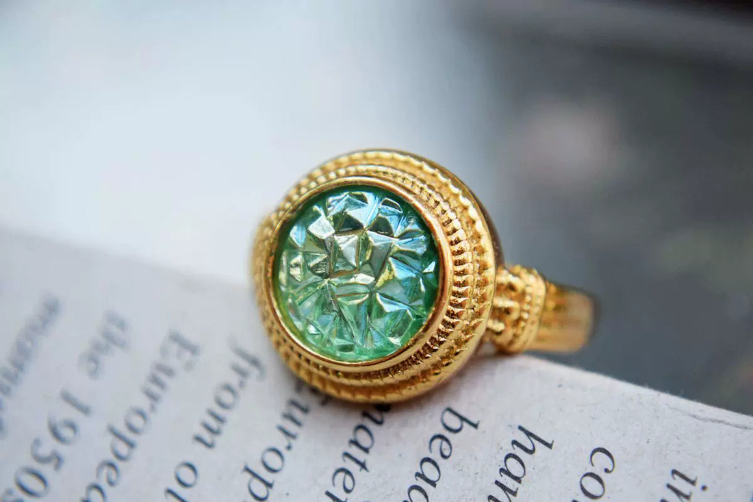 Isabella Green Round Gemstone Vintage Ring