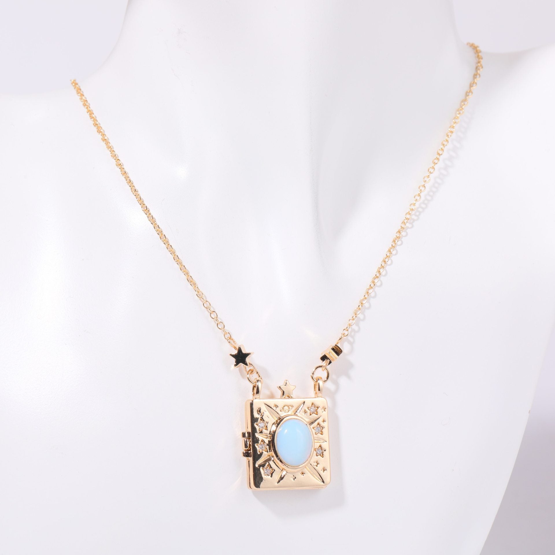 Floral Heart Locket Necklace - Gold Vow Album [C01EW4AW]