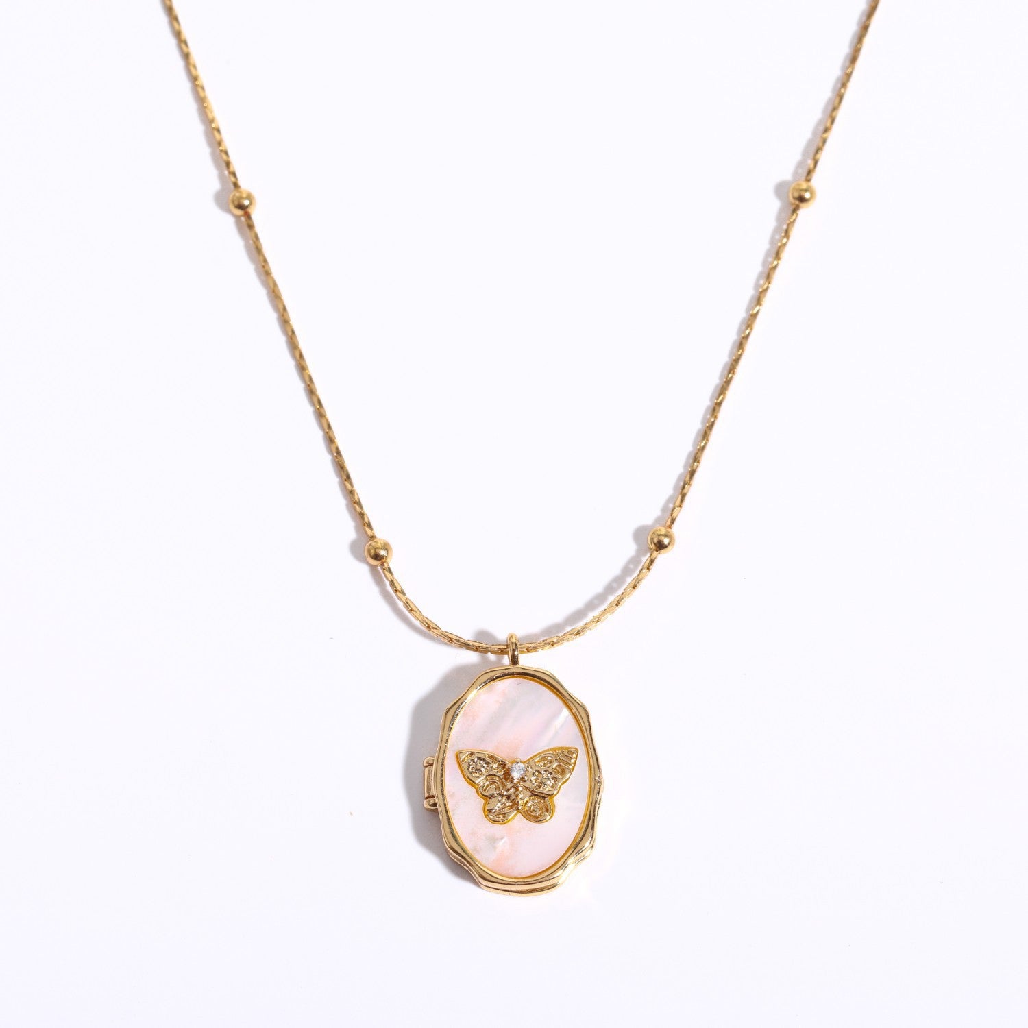 Vintage Locket Pendant Necklace - Butterfly Shell Locket Necklace [9ZRBGLD8]
