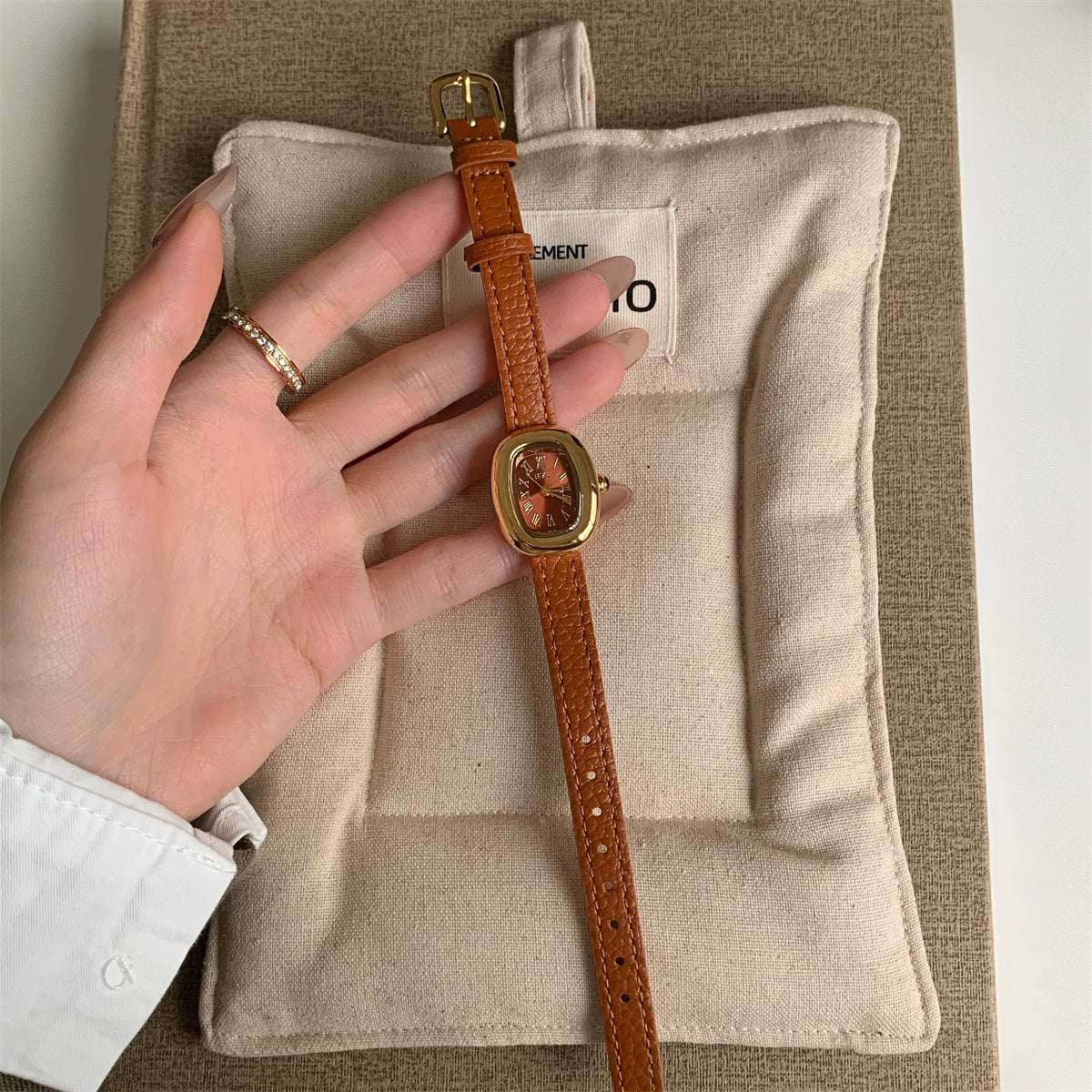 Vintage Oval Dial Leather Watch - Style 88376: Square Oval / Orange Strap [OXWH4BOL]