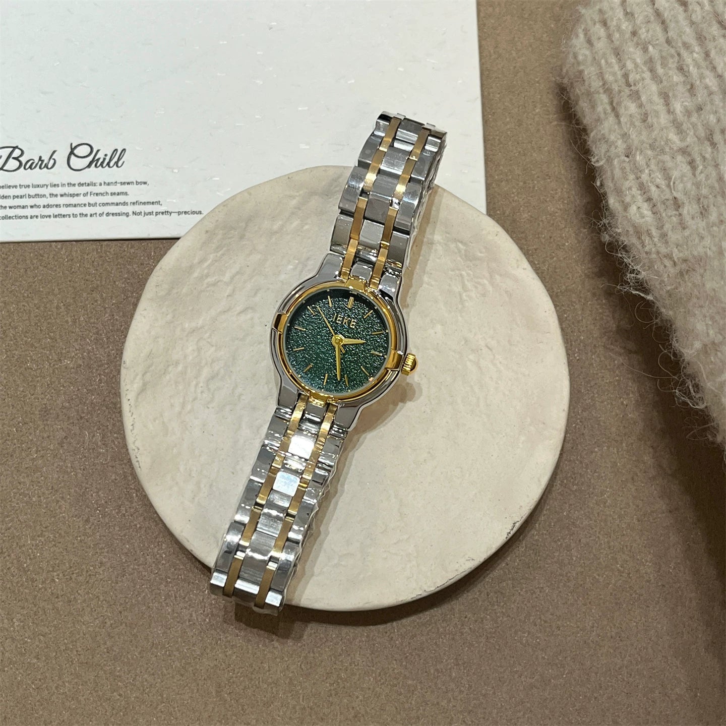 Round Minimalist Bracelet Watch - Two-Tone Band Green Dial [AU7TX2VX]