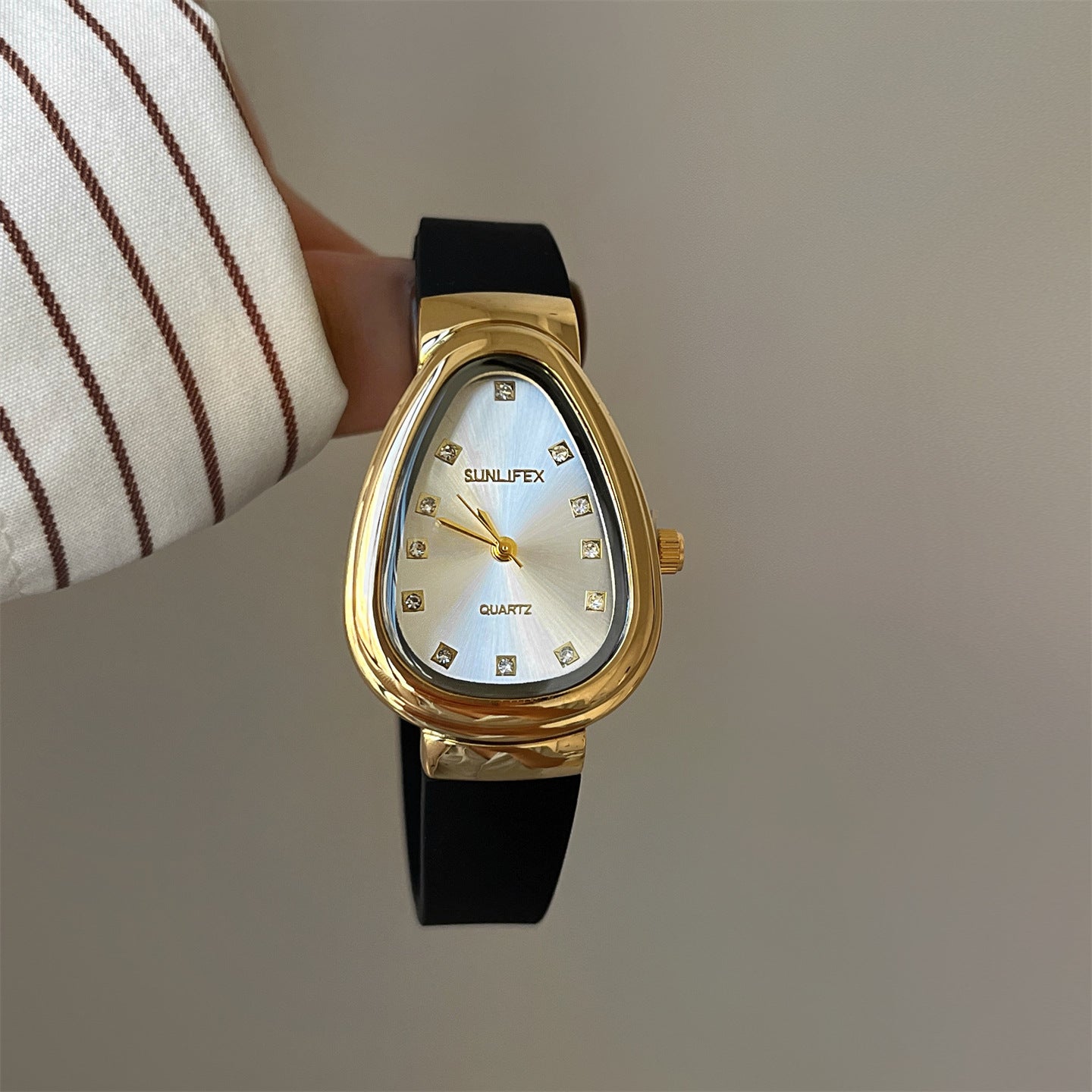 Lexus Diamond Snake Head Watch - Black Strap Gold Frame White Dial [KTFDMUFH]