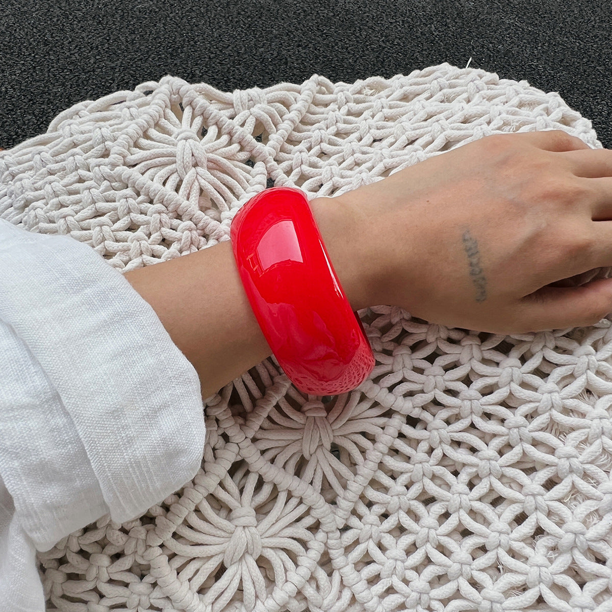 Khali Irregular Smudged Bangle - Red [IZ1EJGTI]