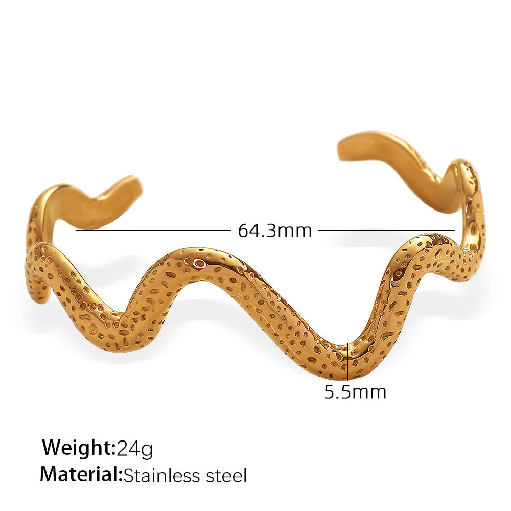 Evianna Gold Geometric Statement Cuff - Gold Bracelet (Variant B) [1SGM3RQV]