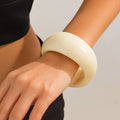 An Translucent Resin Bangle - Beige Yellow [JFD5CAIQ]