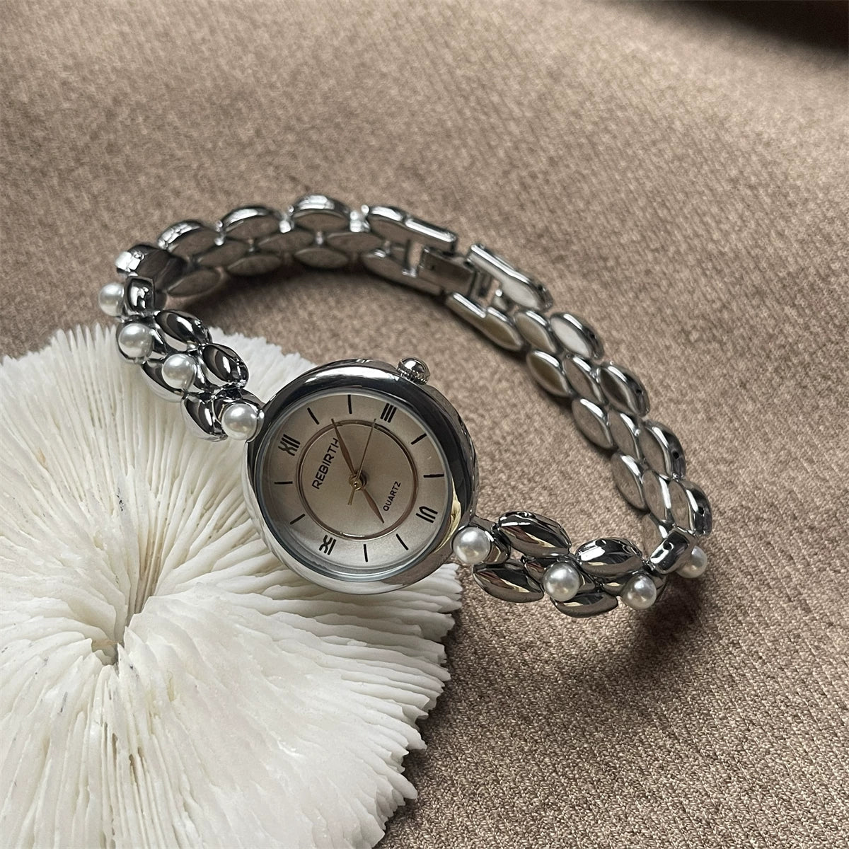Pearl Bracelet Watch - Silver (Single Row Pearls) [MQU3R31C]