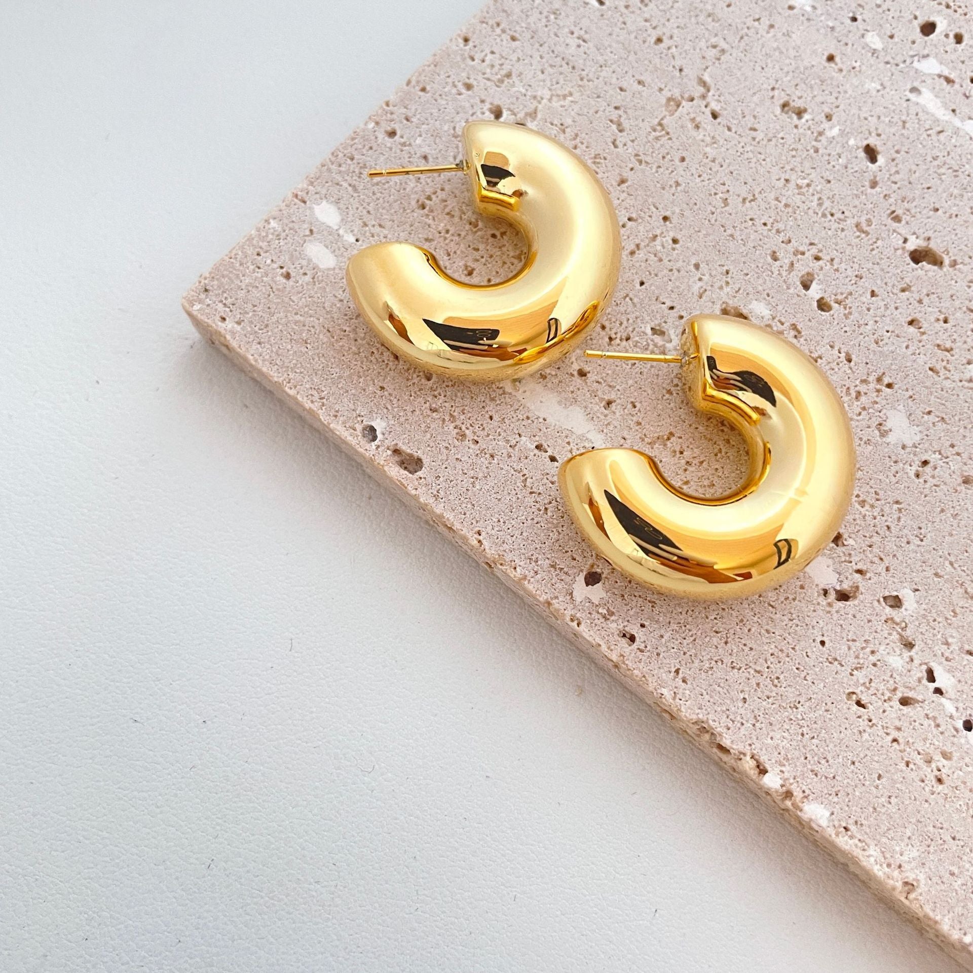 Chrislynn Geometric Hoop Earrings - Gold [8C2SQVFZ]