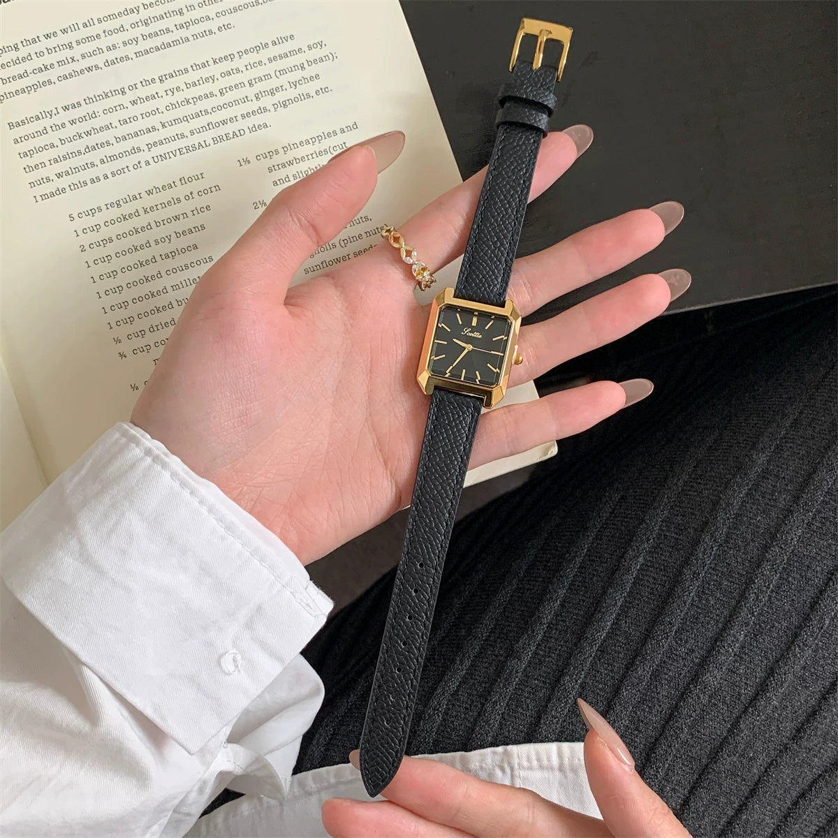 Square Case Minimalist Wrist Watch - Black Strap Gold Case Black Dial (Leather) [3COSUJSF]