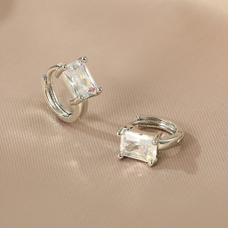 Arlo Square Zircon Drop Earrings - Silver [5U08R3NY]
