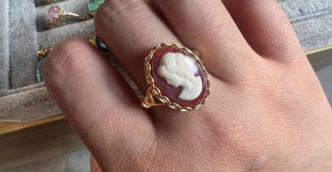 Isabella Red Cameo Vintage Ring