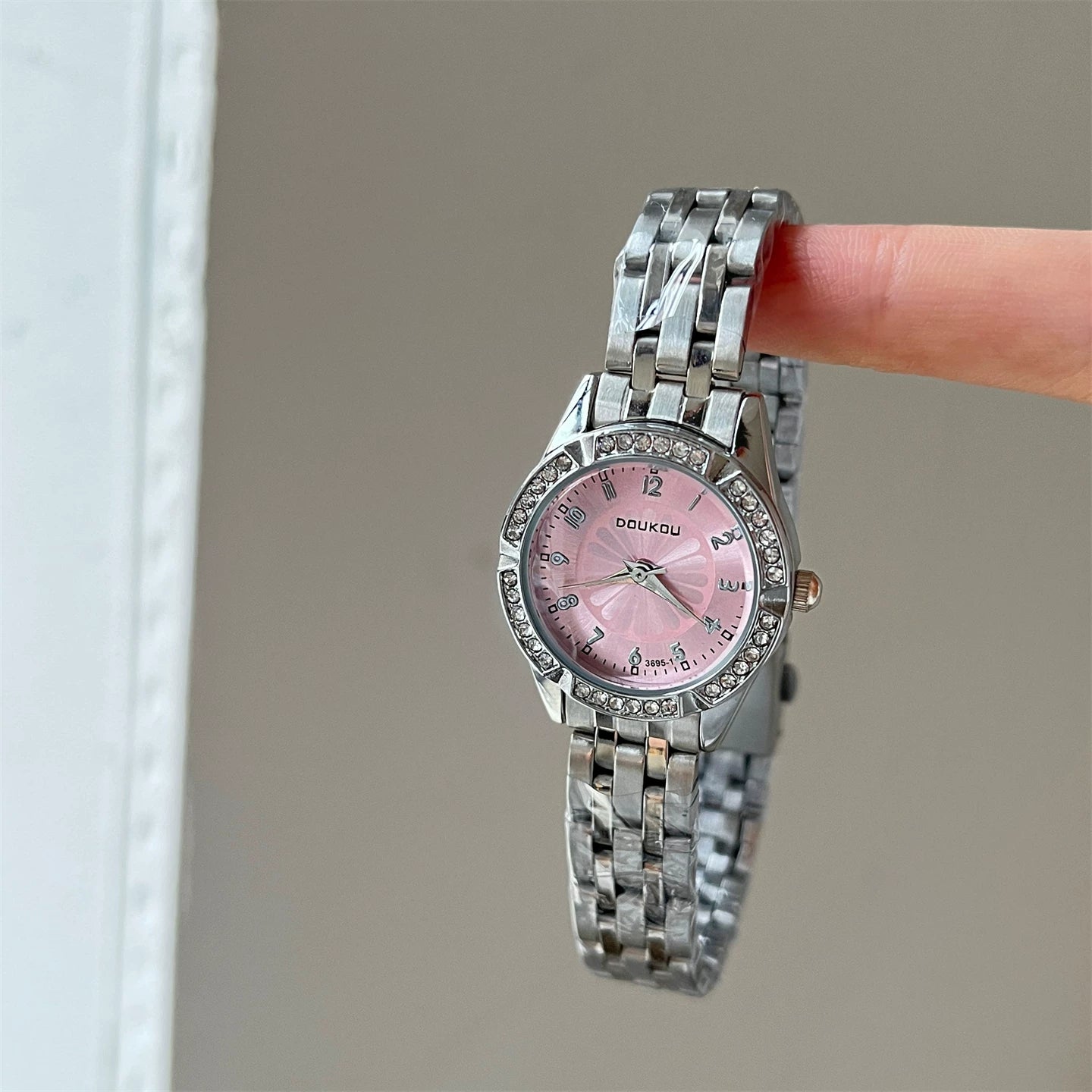 Daisy Dial Bracelet Watch - Pink Dial Daisy Steel Strap [OFWSBMKI]