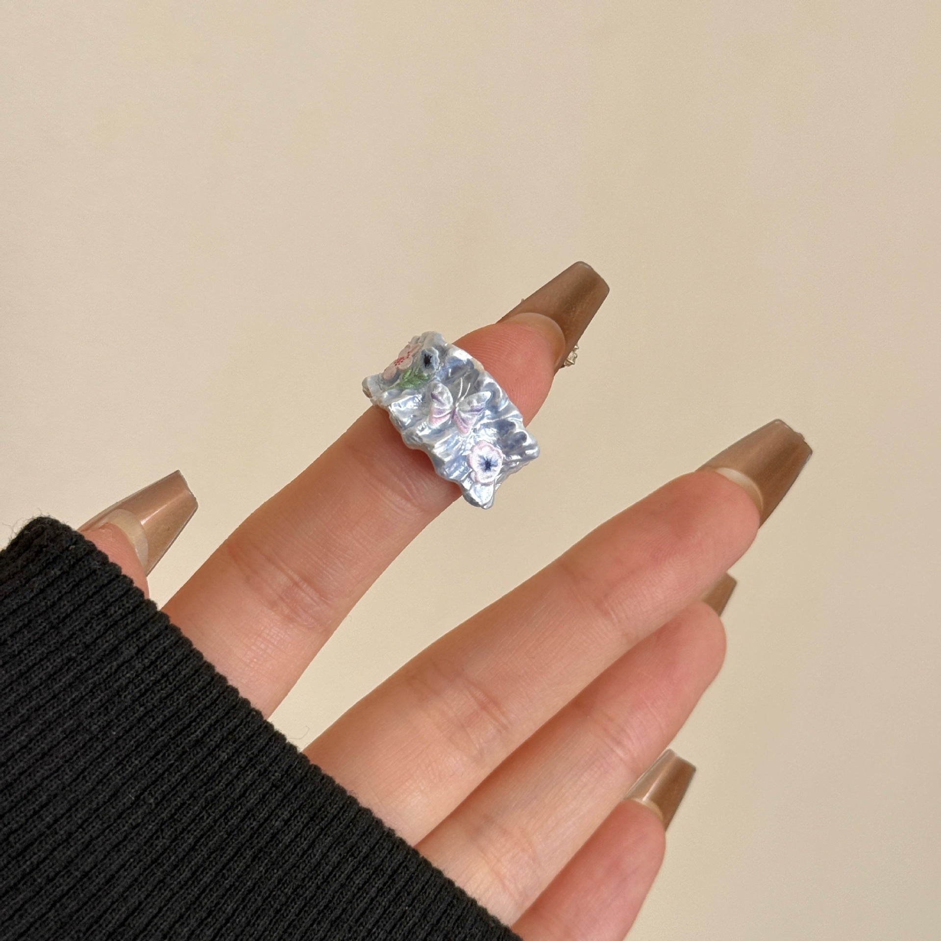 Madison Enamel Butterfly Ring - White Butterfly [TV6KQN39]