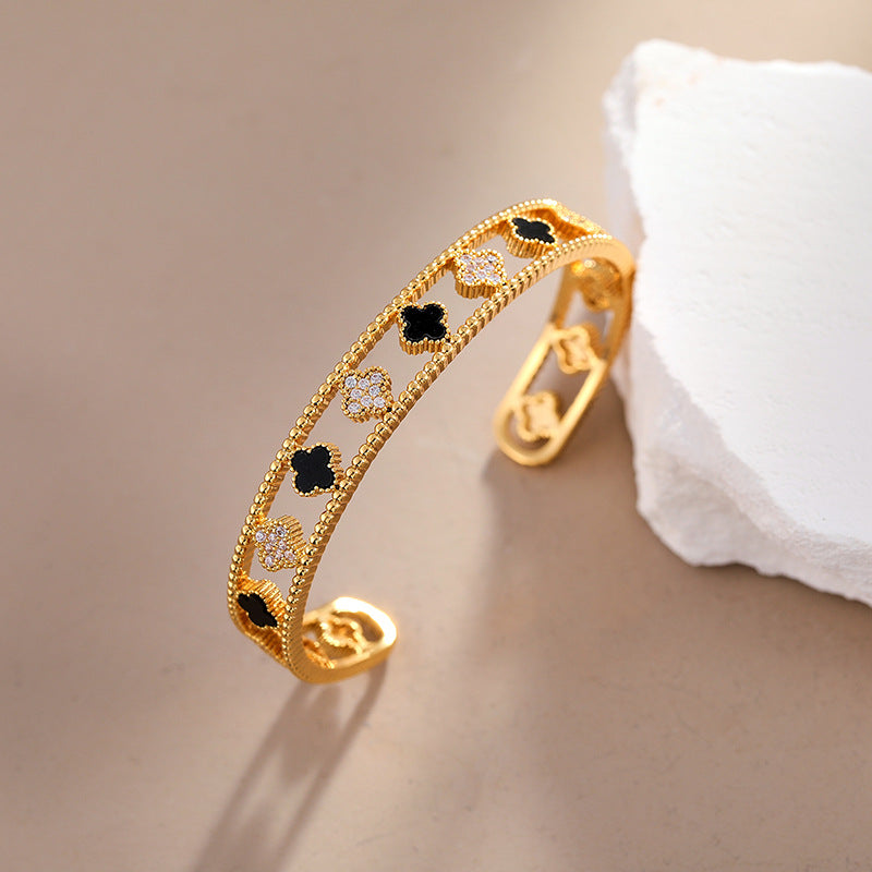 Arianny Sparkling Clover Bracelet - Gold & Black [DGDFOXCZ]