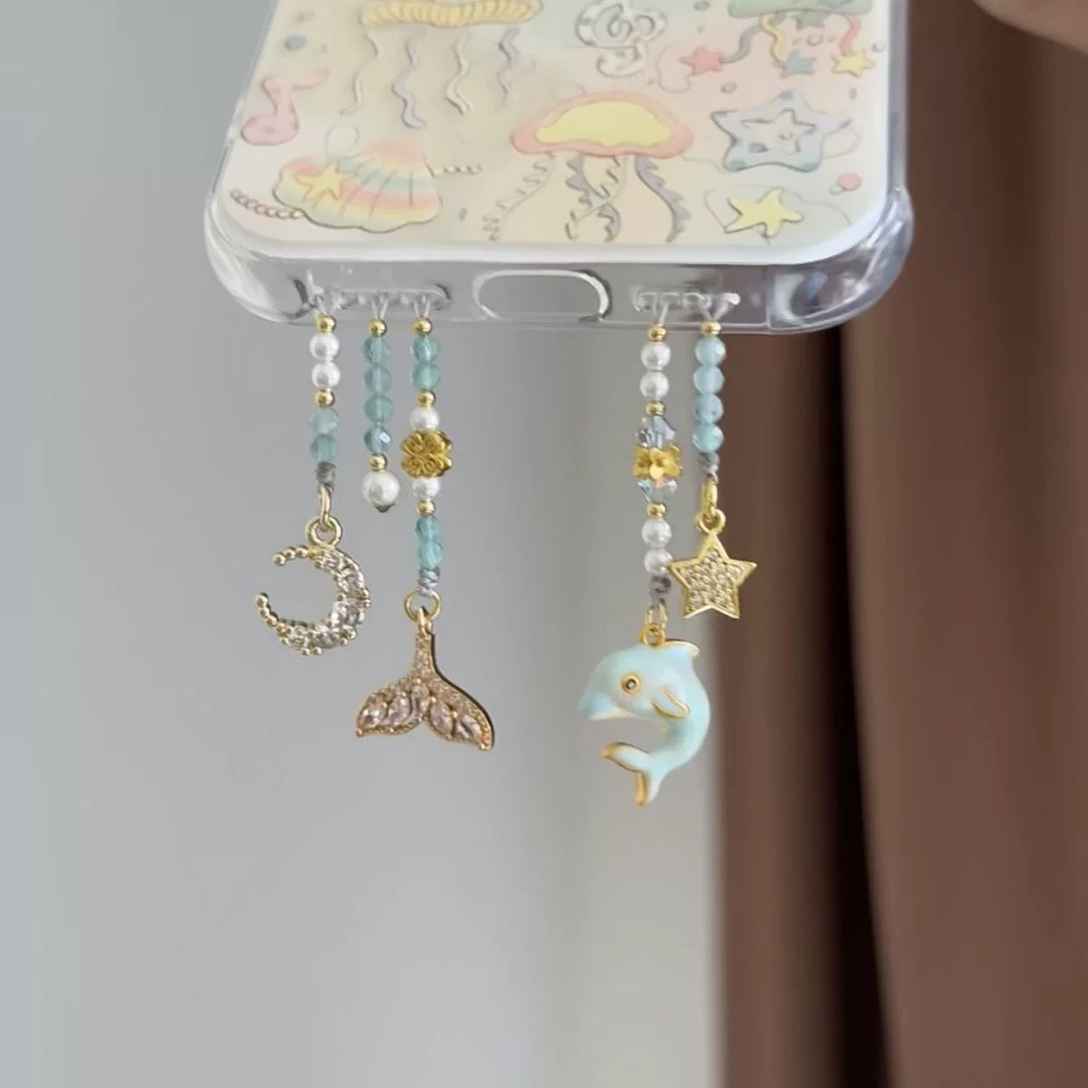 Beaded Dolphin Phone Charm - Fish Tail Dolphin [8CYNJBRN]