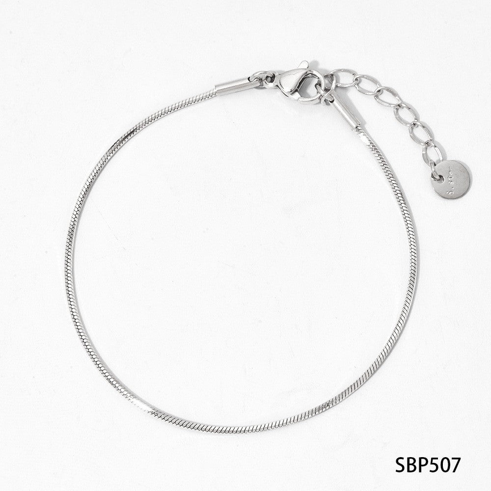 Nilah Diamond Heart Charm Bracelet - Silver Bracelet [4995WDBO]