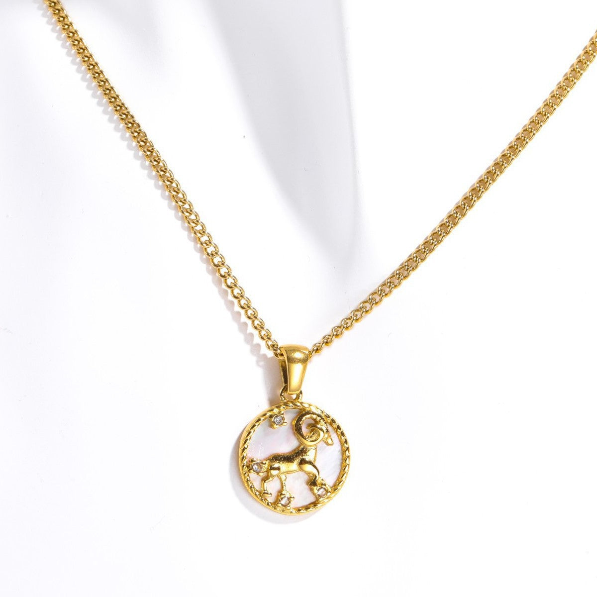 Tamera Zodiac Coin Necklace - Aries - Gold [IV1M5YU9]
