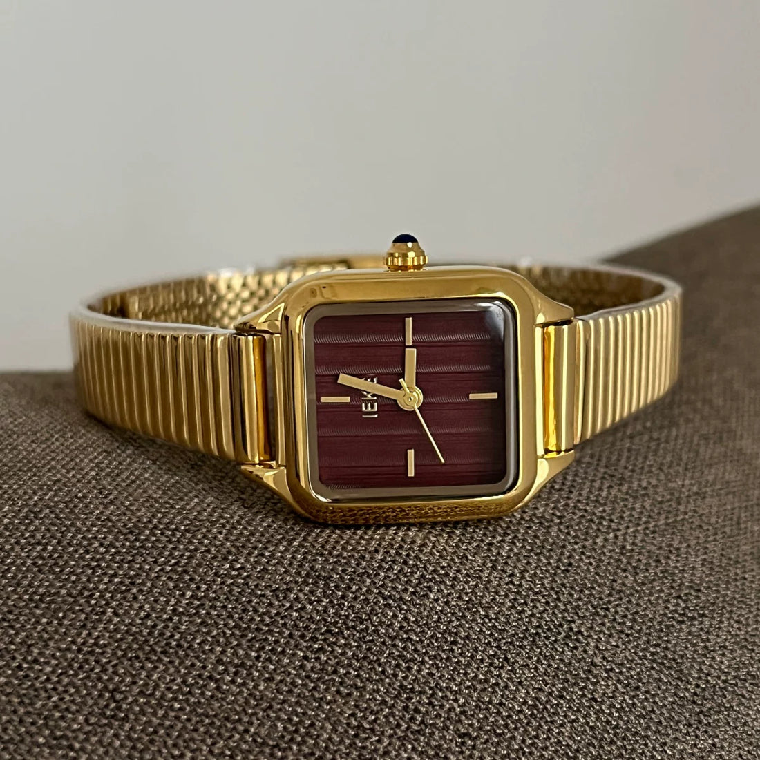 Retro Square Dial Metal Watch [2K1UPQN4]