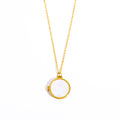 Shell Inlay Locket Pendant Necklace - Gold Round Shell [CMNVWVDD]
