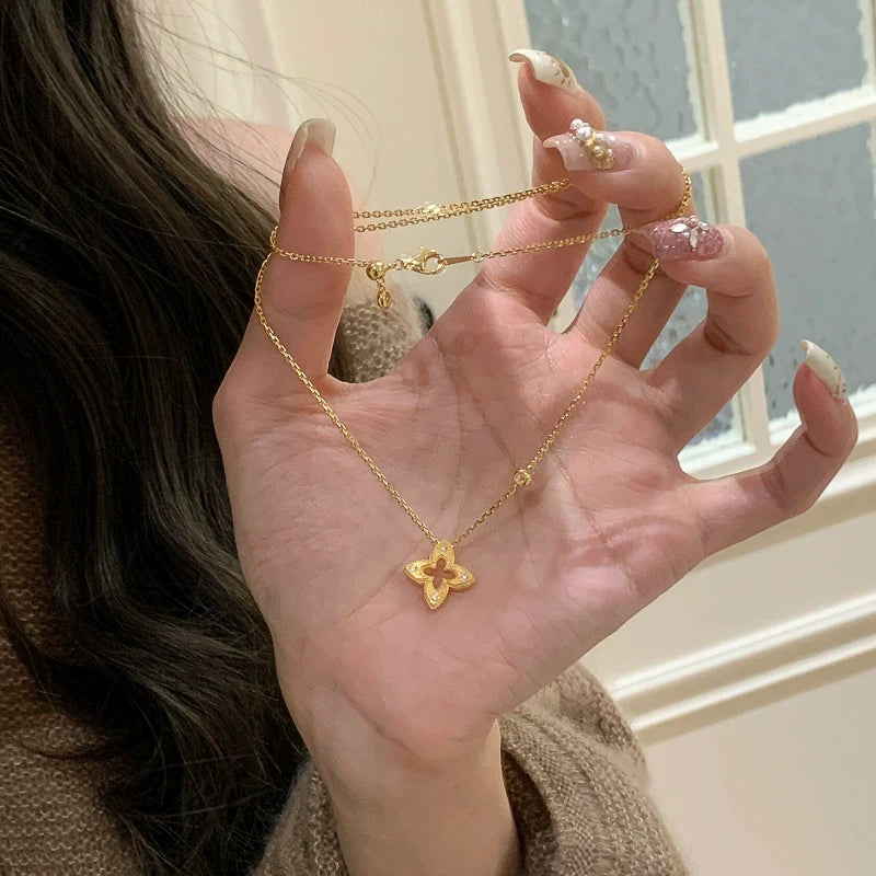 Brushed Gold Flower Necklace - Brushed Gold Clover Necklace [L3FVYY75]
