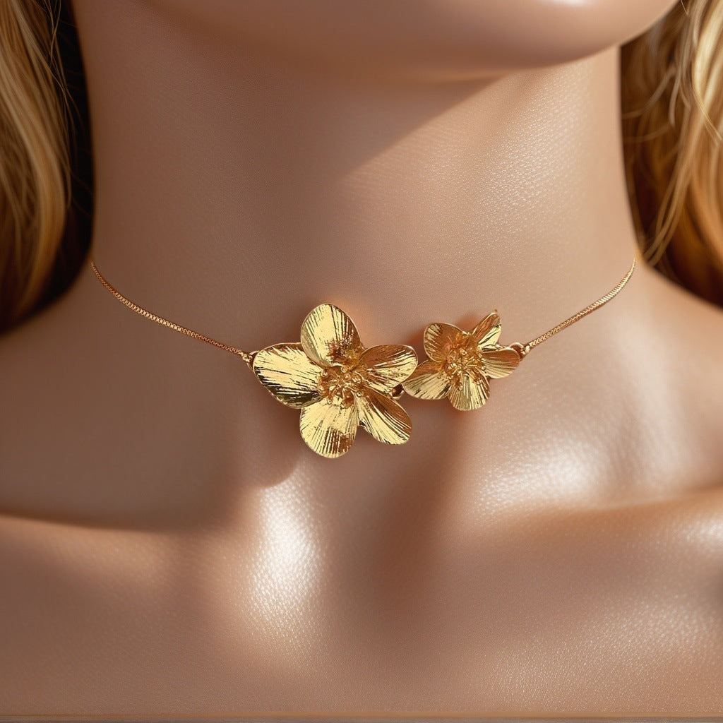 Katana Bloom Pendant Necklace - Gold Flower Pendant Box Chain Necklace [WNKQEYC7]