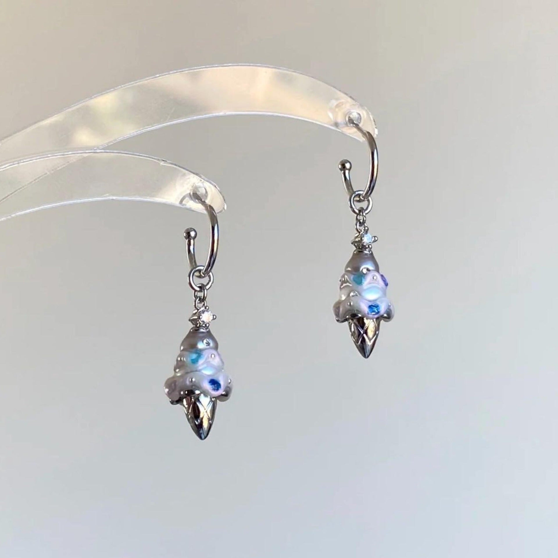 Leighton Pearl Ice Cream Drop Earrings - Blue Pearl Ice Cream Earrings [BMZN0A2E]