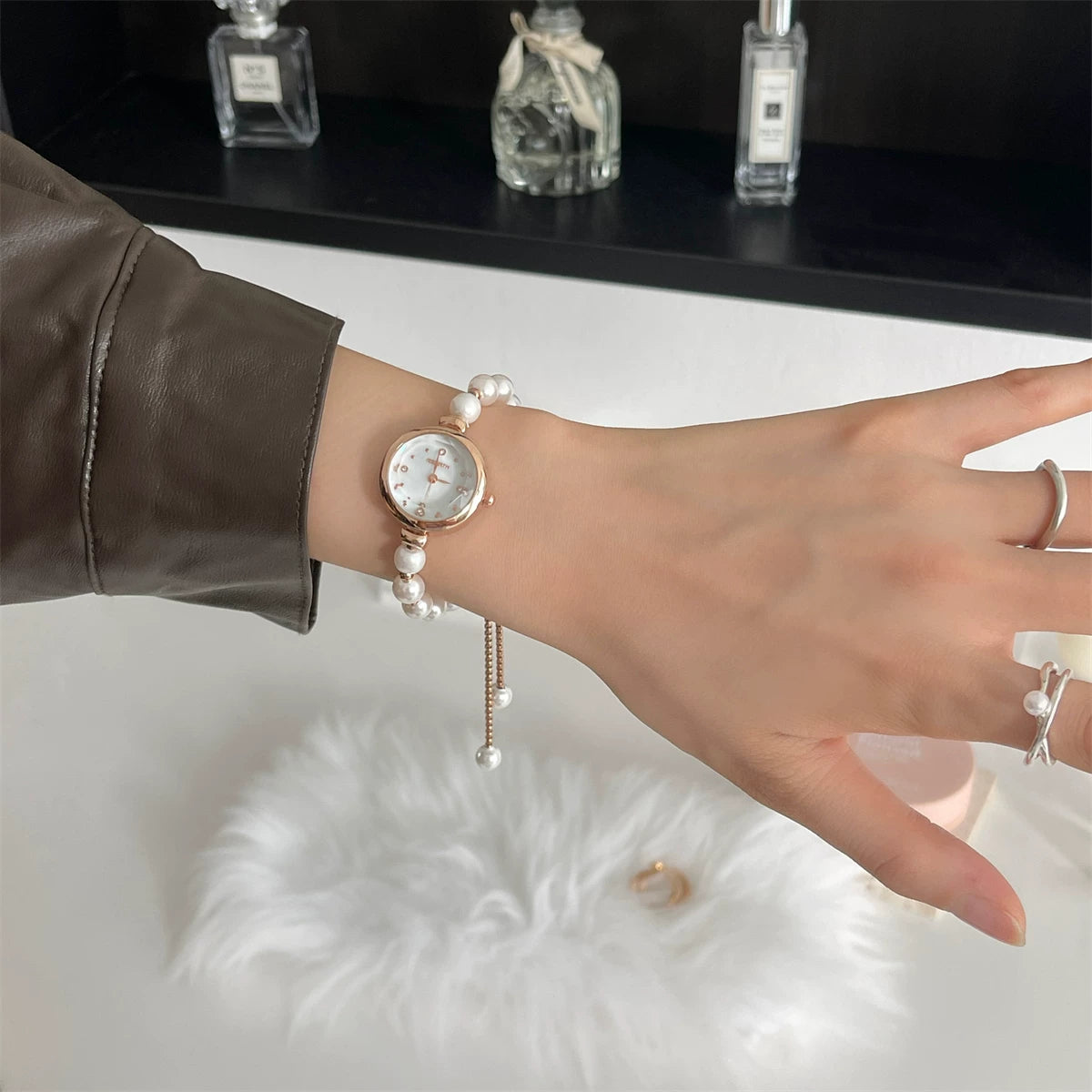 Pearl Bracelet Watch - Rose Gold with White Dial [BPIYFRBA]