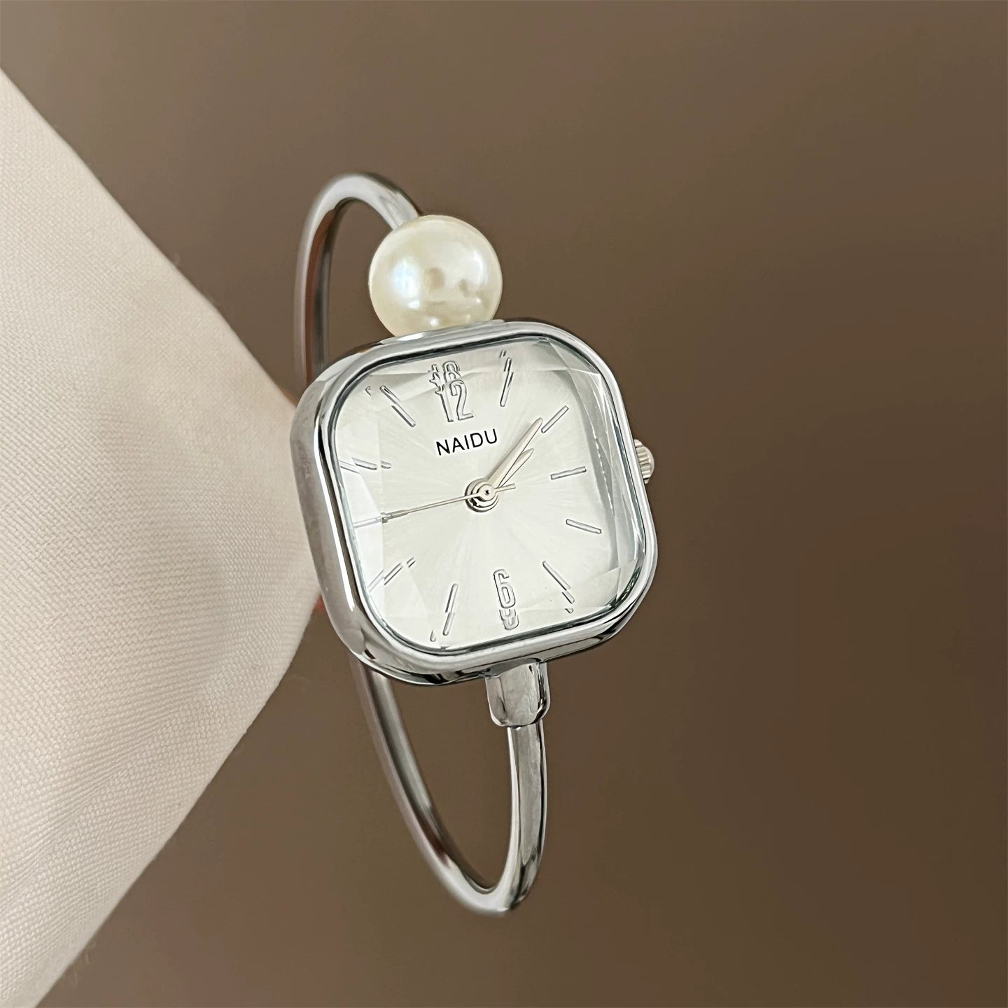 Square Pearl Bracelet Watch - Silver Band White Dial [CF8D7UDH]