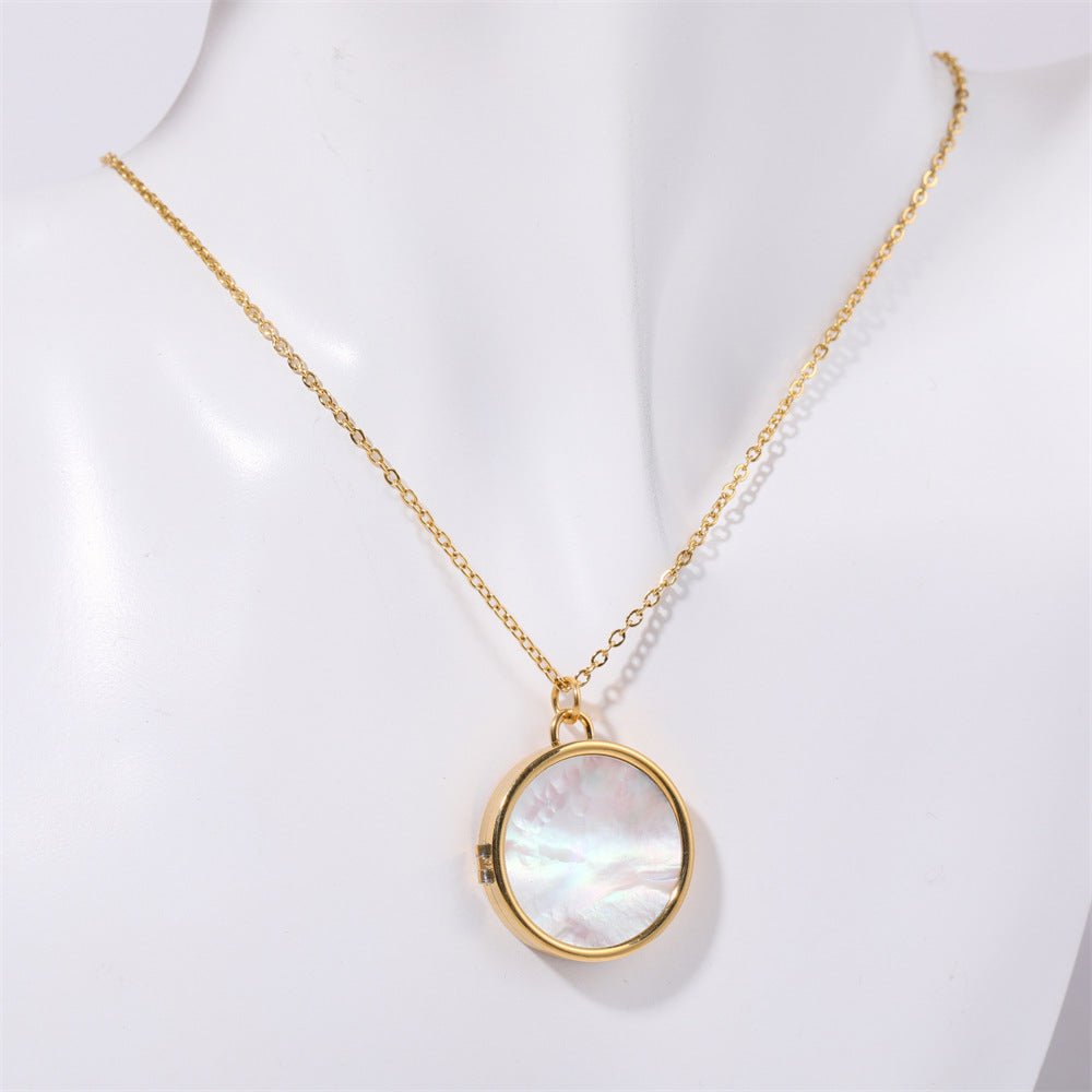 Mother of Pearl Locket Necklace - Gold Mother of Pearl - Round [W8AYNL8Y]