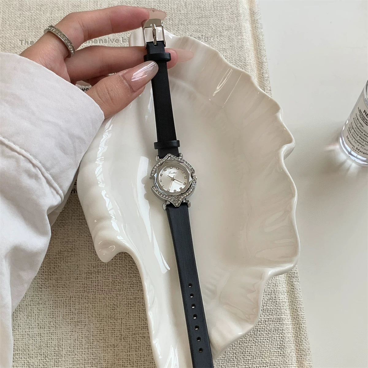 Faceted Glass Dial Watch - Black (Leather Strap) [47IL9WRG]