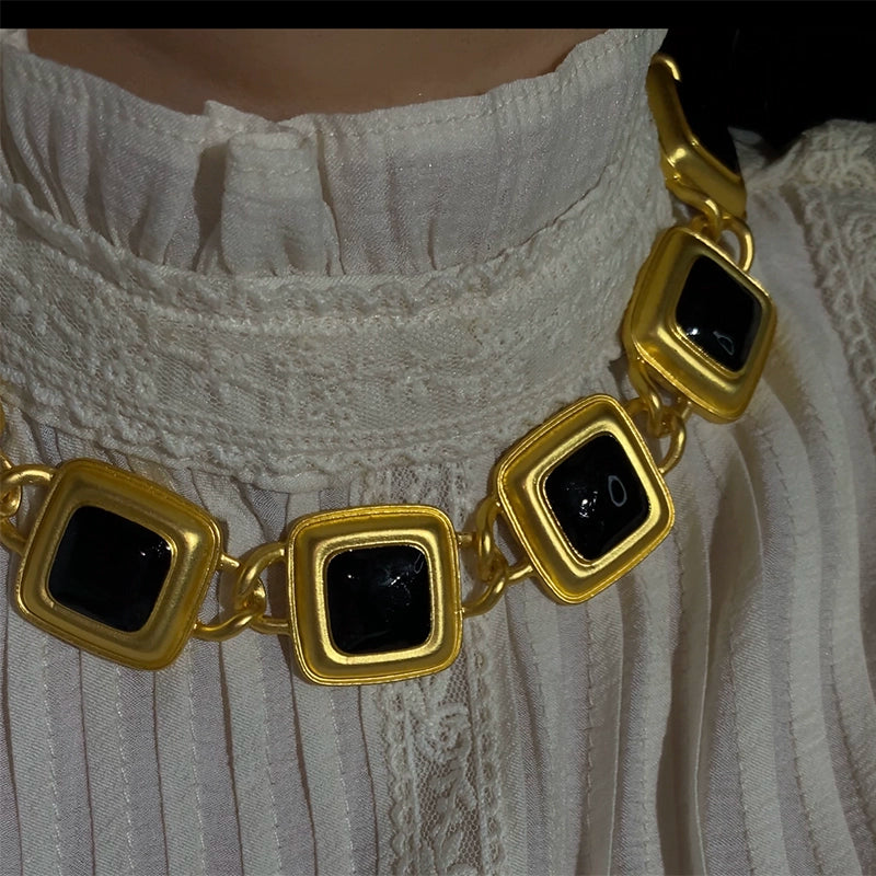 Alexis Medieval Square Link Necklace - Black Necklace [O7WE2V5X]