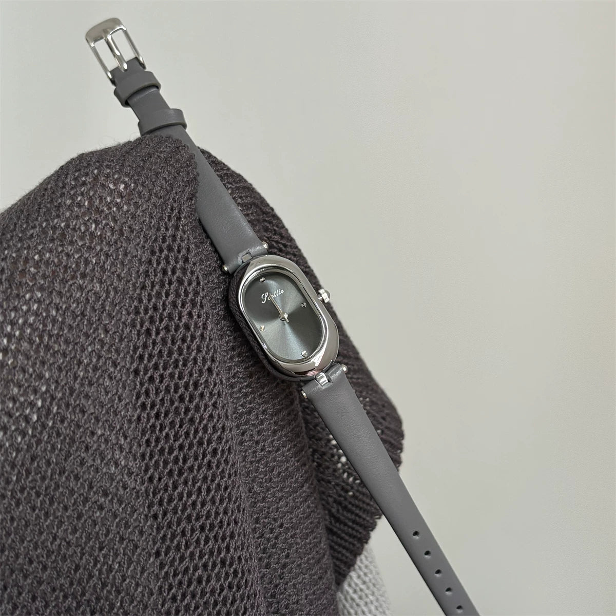Oval Dial Leather Strap Watch - Gray (Silver Frame) [HFDANI66]