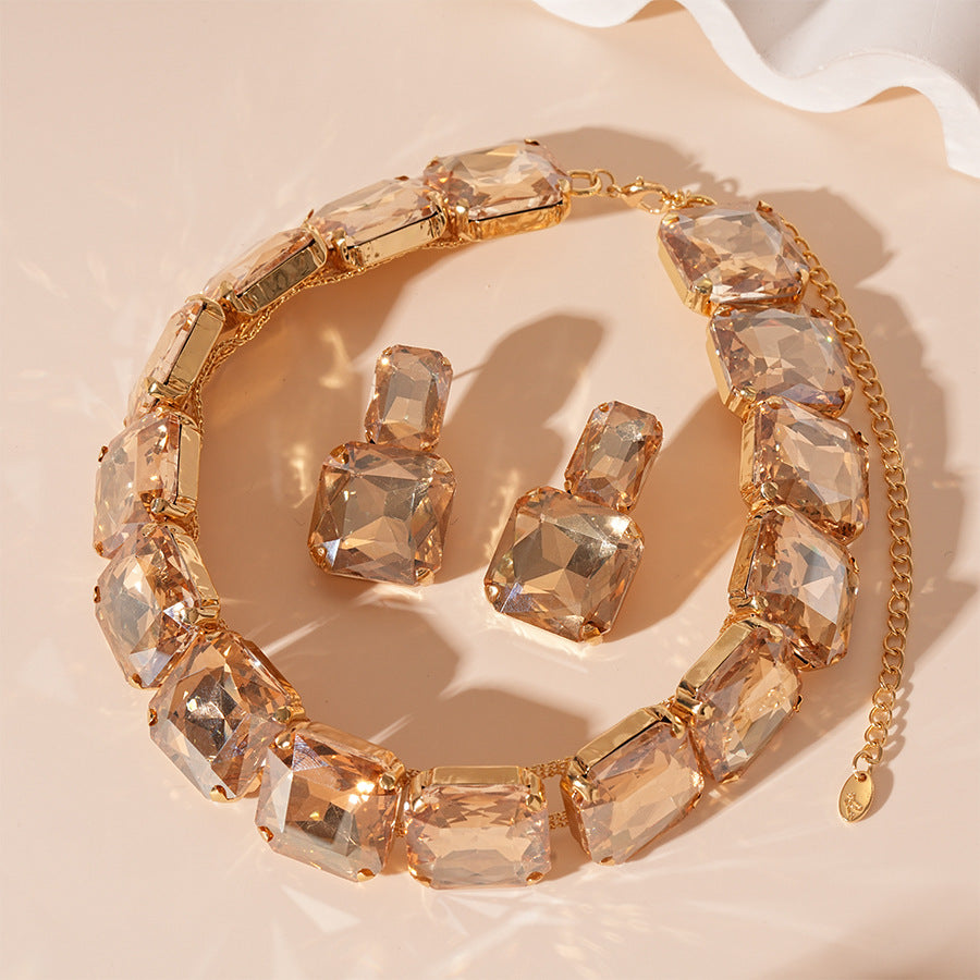 Kapri Diamond Square Set - Gold Diamond Square Stud Earrings & Necklace [9ZNSI046]