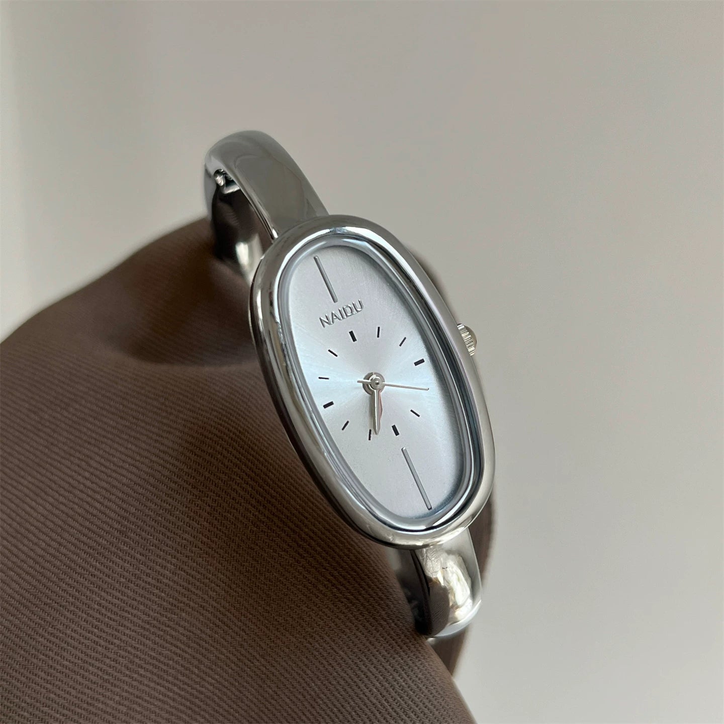 Oval Bracelet Watch - Silver Band White Face [B3KC4GMK]