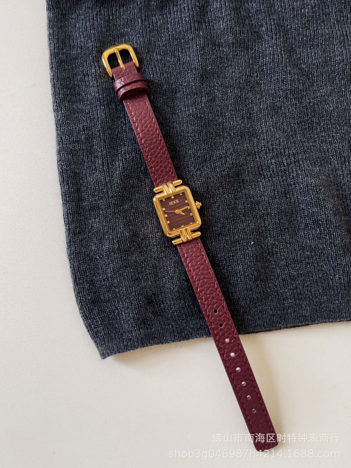 Zhamira Retro Red Watch - Leather Strap with Rectangular Dot Markers [8Y5ZITYA]