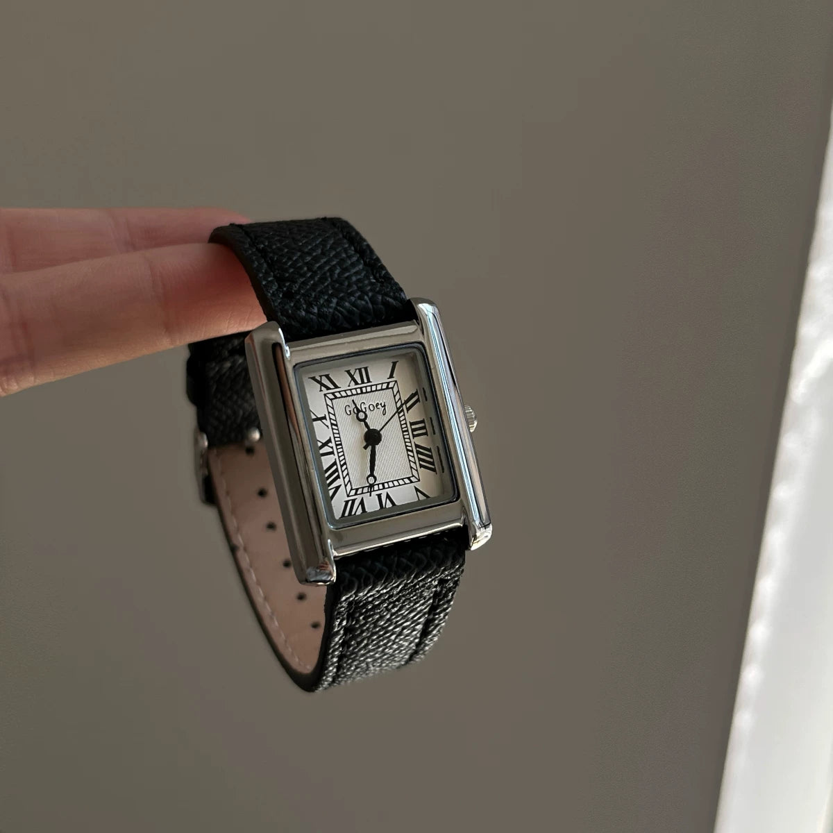Vintage Square Leather Watch - Black Strap Silver Face [QL4GB72Y]