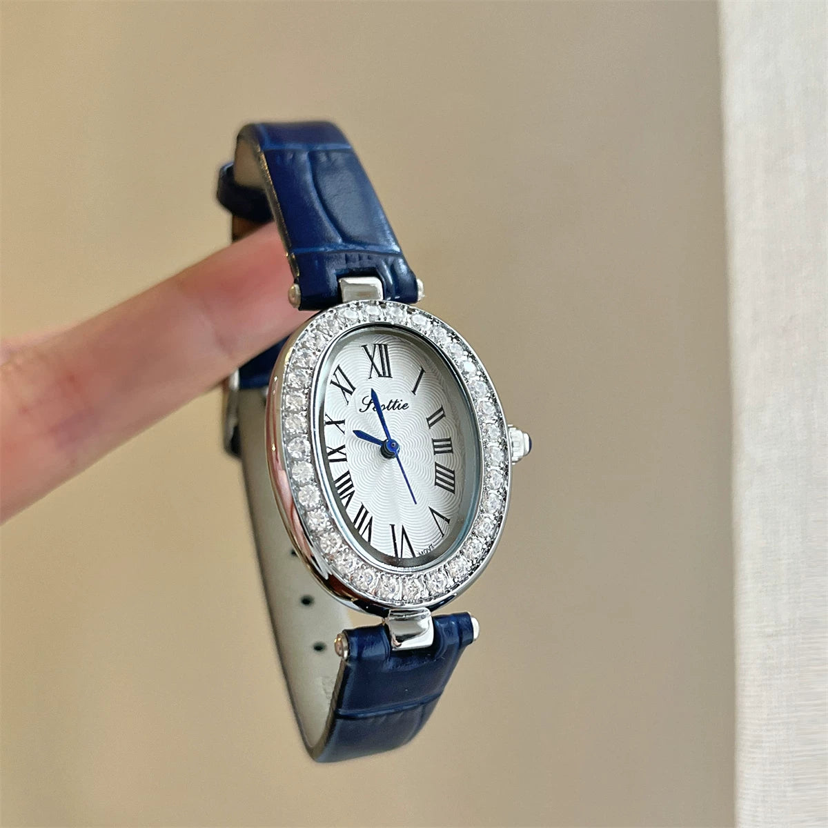 Retro Oval Leather Strap Watch - Blue Strap Silver Case White Dial [QUMCCZ9X]