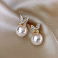 Izabell Butterfly Pearl Stud Earrings - White [TZN6V2N9]